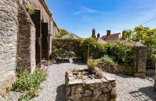 Burgh Island House | 2 Easton Barn
