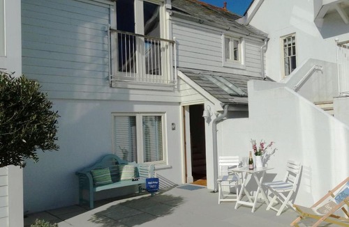 Chillington House | 2 Ella Mews