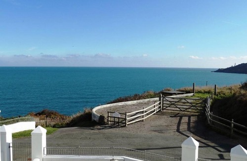 Chillington House | 2 Ella Mews