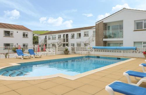 Mawgan Porth Apartment | 2 Europa Court