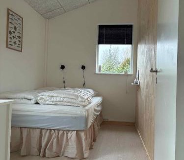 Ronde House | 2-Family Activity Cottage