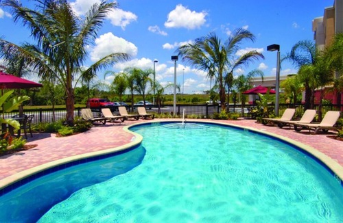 Wesley Chapel Hotel | 2 Family-Friendly 2 Queen Studio Suite w/Sofa Bed and Breakfast Included