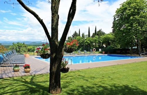 Perafita Villa | 2 fantastic holiday homes in the same village combine for 20 bedrooms