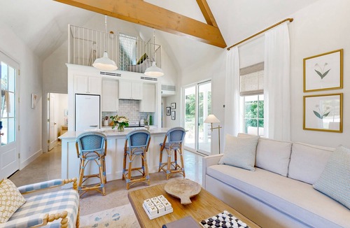 Brenham Cottage | 2 Farmhouse chic cottages between Brenham and Lake Somerville- open layout, W/D