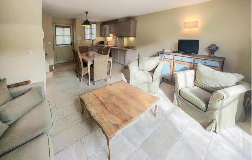 Saint-Laurent-de-la-Cabrerisse House | 2 Bedroom Stunning Home In Stlaurent-De-La-Cabr