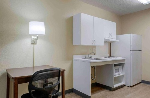 North Greece Apartment | 2 Full Beds | Non-Smoking, Kitchen