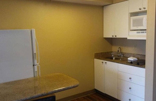 Secret Cove Apartment | 2 Full Beds | Suite, Non-Smoking, Kitchen