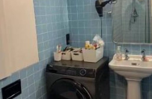 Clichy Apartment | 2 fully-equipped rooms – Paris Clichy metro station