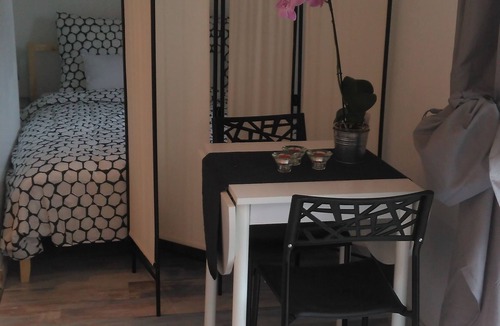 Nieul-sur-Mer Apartment | 2* furnished studio - La Maison aux Mille Roses