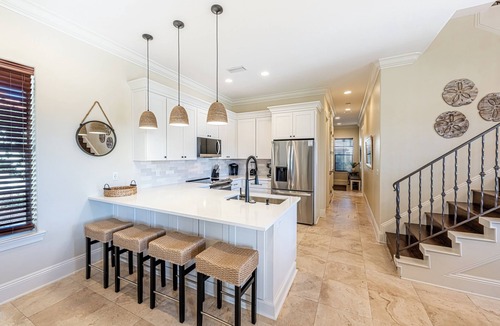 Villa Lago House | 2 Golf Carts ~ Golf Course Views ~ Community Pool