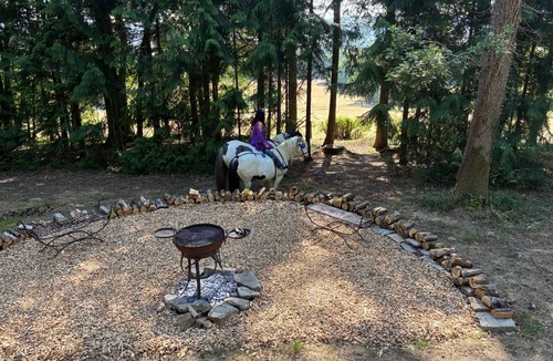 Longhope Ski Chalet | 2 Guests - Pet Friendly - Traditional Gypsy Vardo