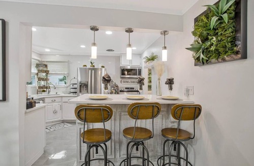 Severn House | 2 Home, Private Luxury Retreat, Sleeps 20