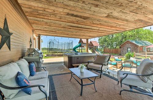 Sunset House | 2 Home Retreat on 29 Acres: ‘Sunset Ranch’