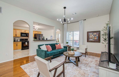 Clodine House | 2 Homes 8BR (sleeps 18) Game Room & Backyards
