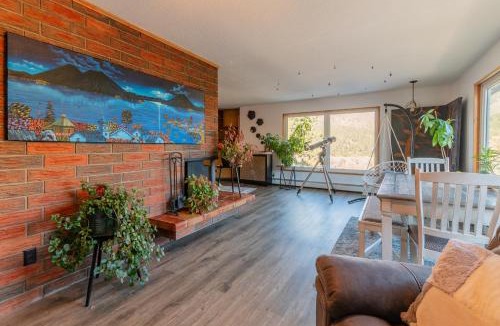 Cascade-Chipita Park House | 2 Hot Tubs + Sauna + Mountain Views | Winnemucca Retreat