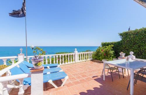 El Faro House | 2 House in front of the sea