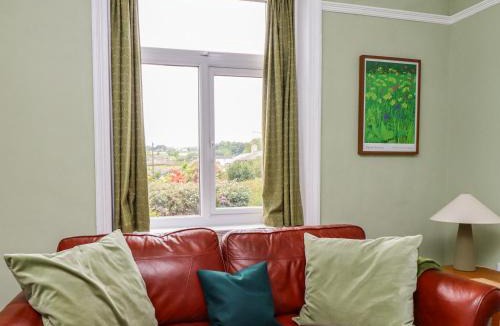 Oakworth House | 2 James Street