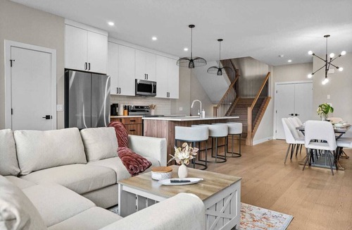 Montgomery House | 2 King Bed | Game Room | Garage | Min to Hospital