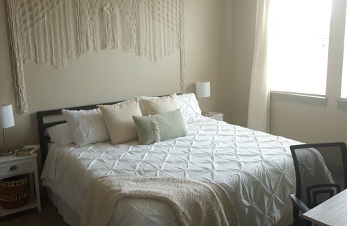 San Moritz Apartment | 2 King Beds, 2 Baths, #4KTV #Hot tub