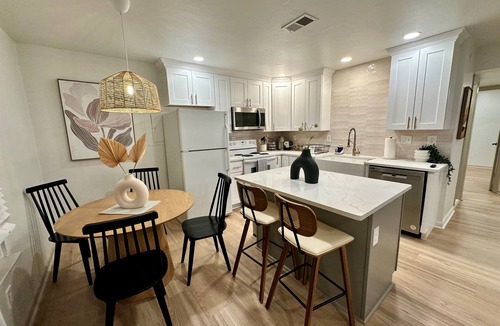 East Ocean View Apartment | 2 king beds -2nd fl walk 2 beach apt3