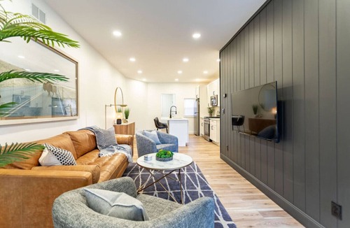 Mount Washington Villa | 2 King Beds | Easy City Access | Easy Parking