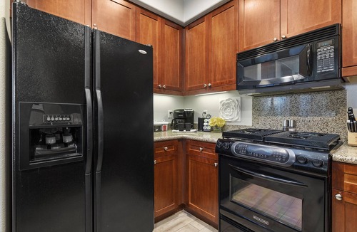 La Quinta Villa | 2 king beds, poolside, ground level villa close to a number of golf courses!