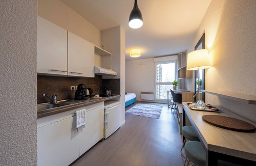 Toulouse South-East Apartment | 2 - L'Envol - Gare - Wifi - Accès PMR