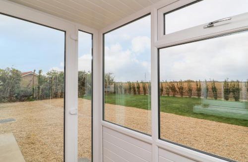 Arnold House | 2 Lane End Cottages