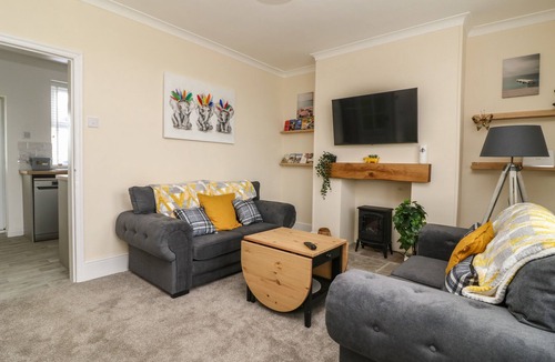 Arnold Cottage | 2 Lane End Cottages