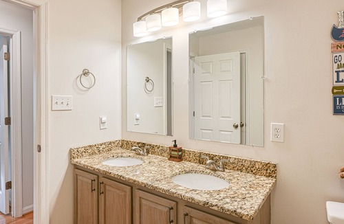 Louisa House | 2-level home with gated community water access/boat launch, firepit, & game room