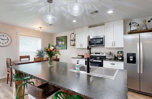Bryan House | 2 Living Rooms, PlayStation Game System, Multiple Sleeping Areas, Pet Friendly!