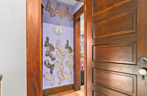 Wolfville Apartment | (2) Locust Suite at Locust & Starr