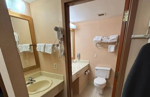 Marysville Hotel | 2 Lodgings w/Free Parking | Less Than a Mile to Pony Express Museum