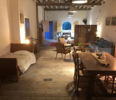 La Celle-sous-Gouzon House | 2 lofts dans château industriel Les Grands Moulins de Ruffin