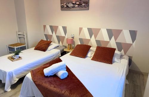 Chambretaud Apartment | 2 logements séparés 2 et 5 couchages au Rez-de-Chaussée à Chambretaud, 5 min Puy du Fou