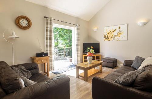 Radstock House | 2 Luckington Stables-W8322