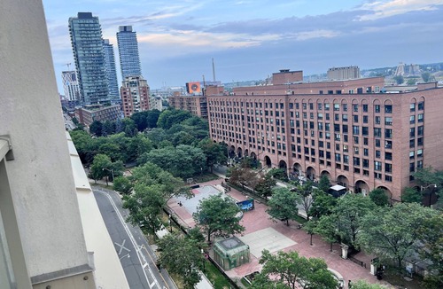 St. Lawrence Condo | 2-Lvl, 2-Bdrm, Furnished Penthouse Condo