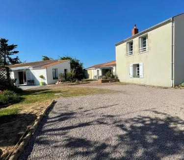 Grues House | 2 maisons privatives avec piscine et spa