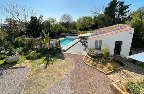 Grues House | 2 maisons privatives avec piscine et spa