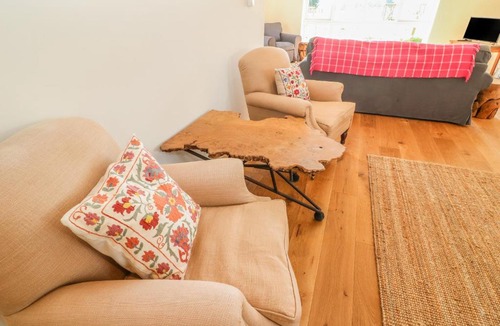 Hook Norton House | 2 Manor Farm