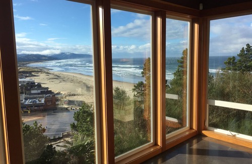 Tillamook County House | 2 Master Suites, Panoramic Ocean View, 4 Bedroom, Hot Tub