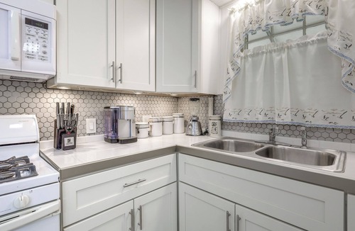 Hyannis Cottage | < 2 Mi to Beach: Cozy Cottage w/Patio on Cape Cod