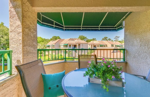 Palmetto Dunes Apartment | 2 Mi to Beach! Hilton Head Golf Escape w/Balcony