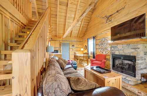 Vesta Cabin | 2 Mi to Blue Ridge Pkwy! Mtn Escape w/Fireplace