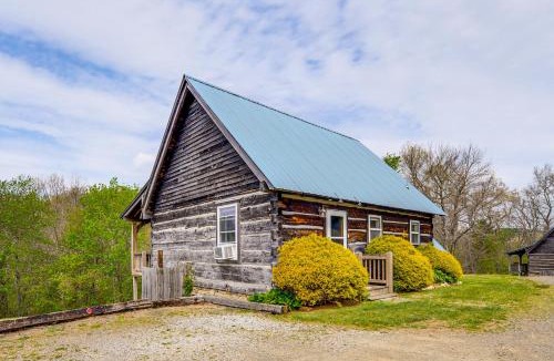 Vesta House | 2 Mi to Blue Ridge Pkwy! Mtn Escape w/Fireplace