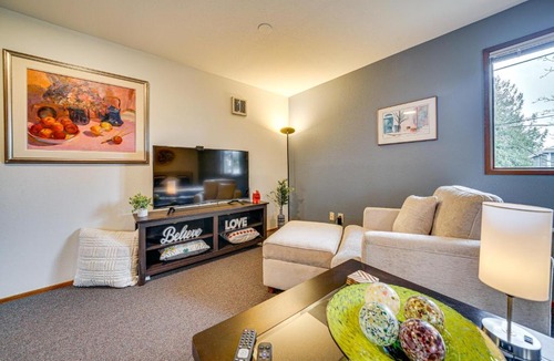 Seattle Metro Area Apartment | 2 Mi to Burien Peaceful Studio with Deck!