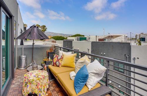 Central San Pedro House | 2 Mi to Cabrillo Beach Luxe LA Gem with Balcony