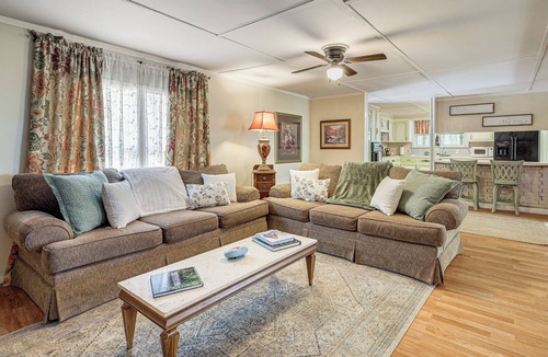 Higden House | 2 Mi to Cherokee Landing! Secluded Forest Escape