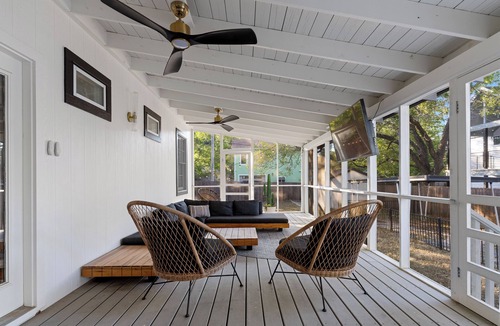 South Congress House | 2 Mi to Downtown Austin: Family Home w/Porch!