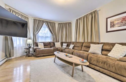 Memorial Square Apartment | 2 Mi to Downtown Springfield Apt with Balcony!